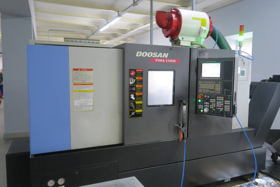 Production of the front panel of the amplifier on Doosan PUMA 2100M machines
