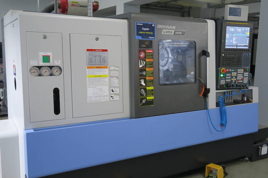 CNC-Drehen mit Doosan LYNX 300M